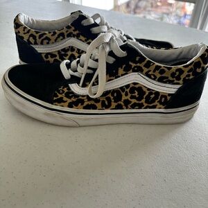 📦 Vans Leopard Old Skool Shoes “EXCELLENT USED CONDITION”